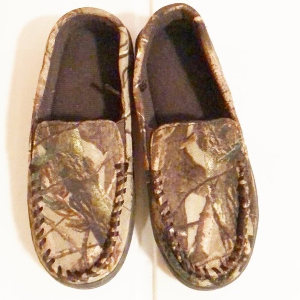 Slippers boys new size 13-1M fabric upper Realtree